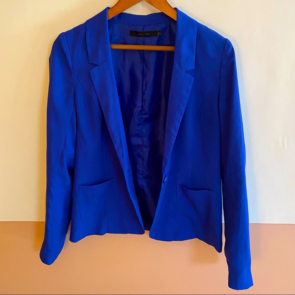 Blue Polyester Blazer with button closure